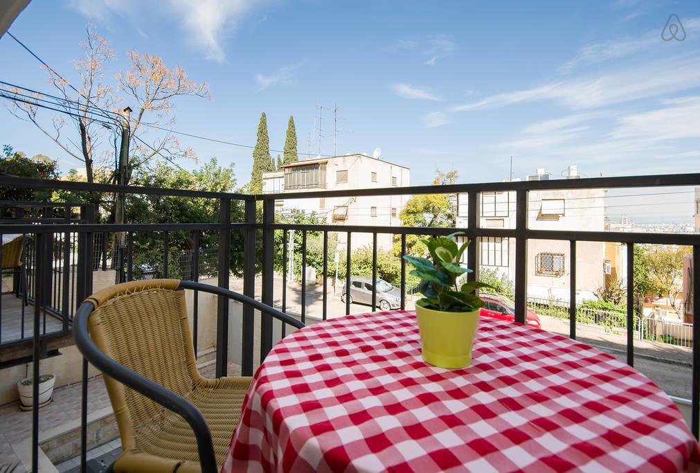 Casa De Aharon Apartments Хайфа Екстер'єр фото