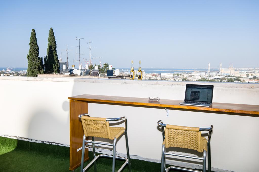 Casa De Aharon Apartments Хайфа Екстер'єр фото