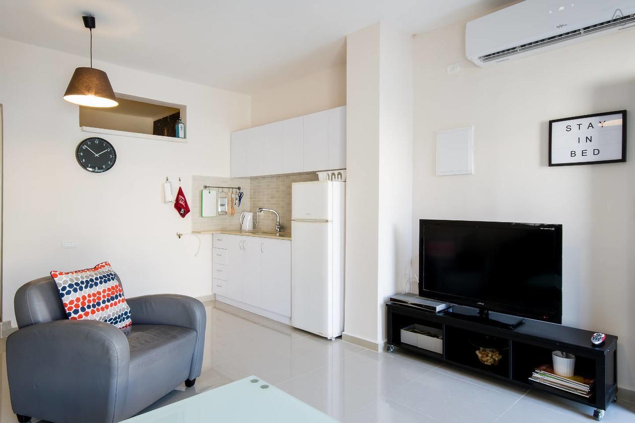 Casa De Aharon Apartments Хайфа Екстер'єр фото