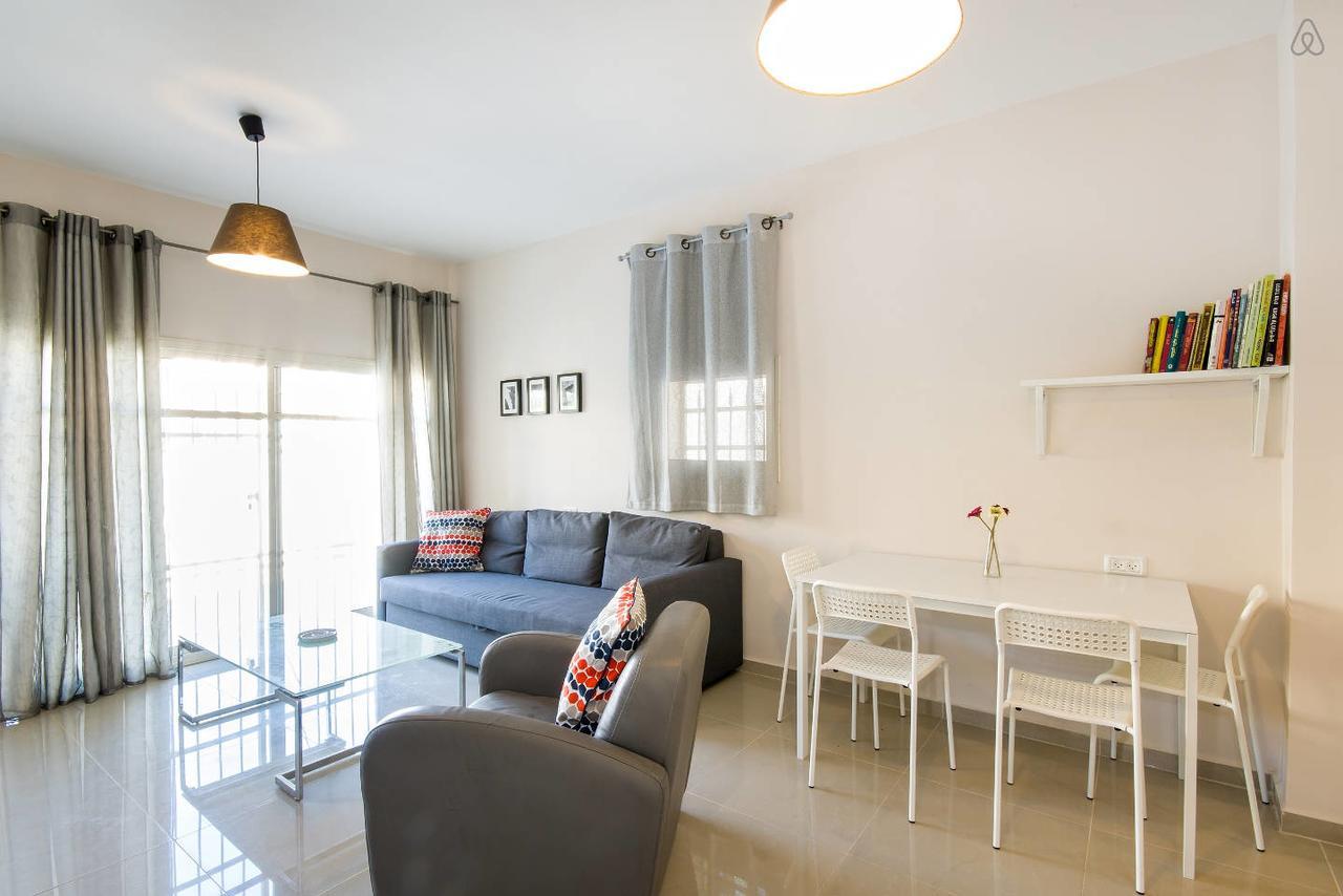 Casa De Aharon Apartments Хайфа Екстер'єр фото
