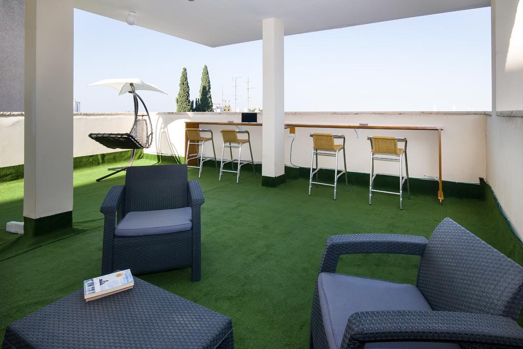 Casa De Aharon Apartments Хайфа Екстер'єр фото