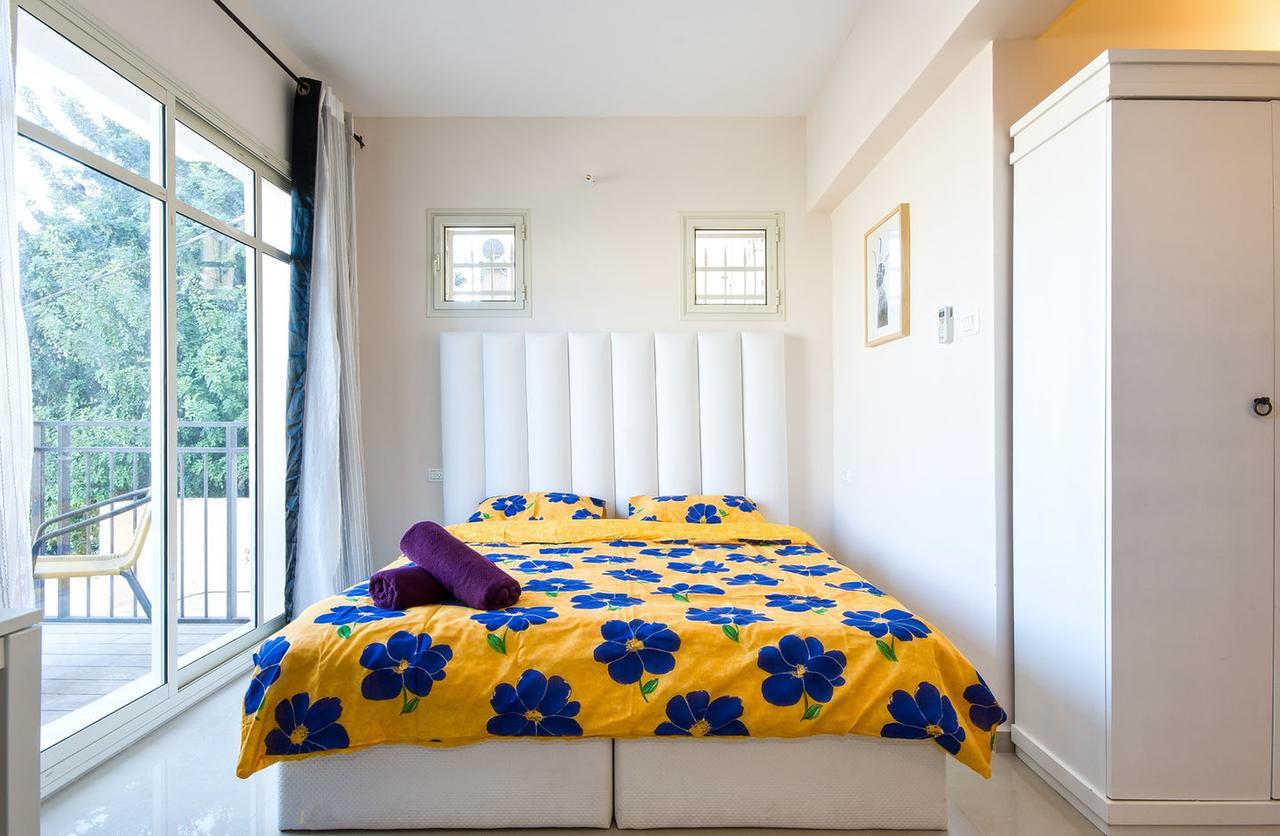 Casa De Aharon Apartments Хайфа Екстер'єр фото