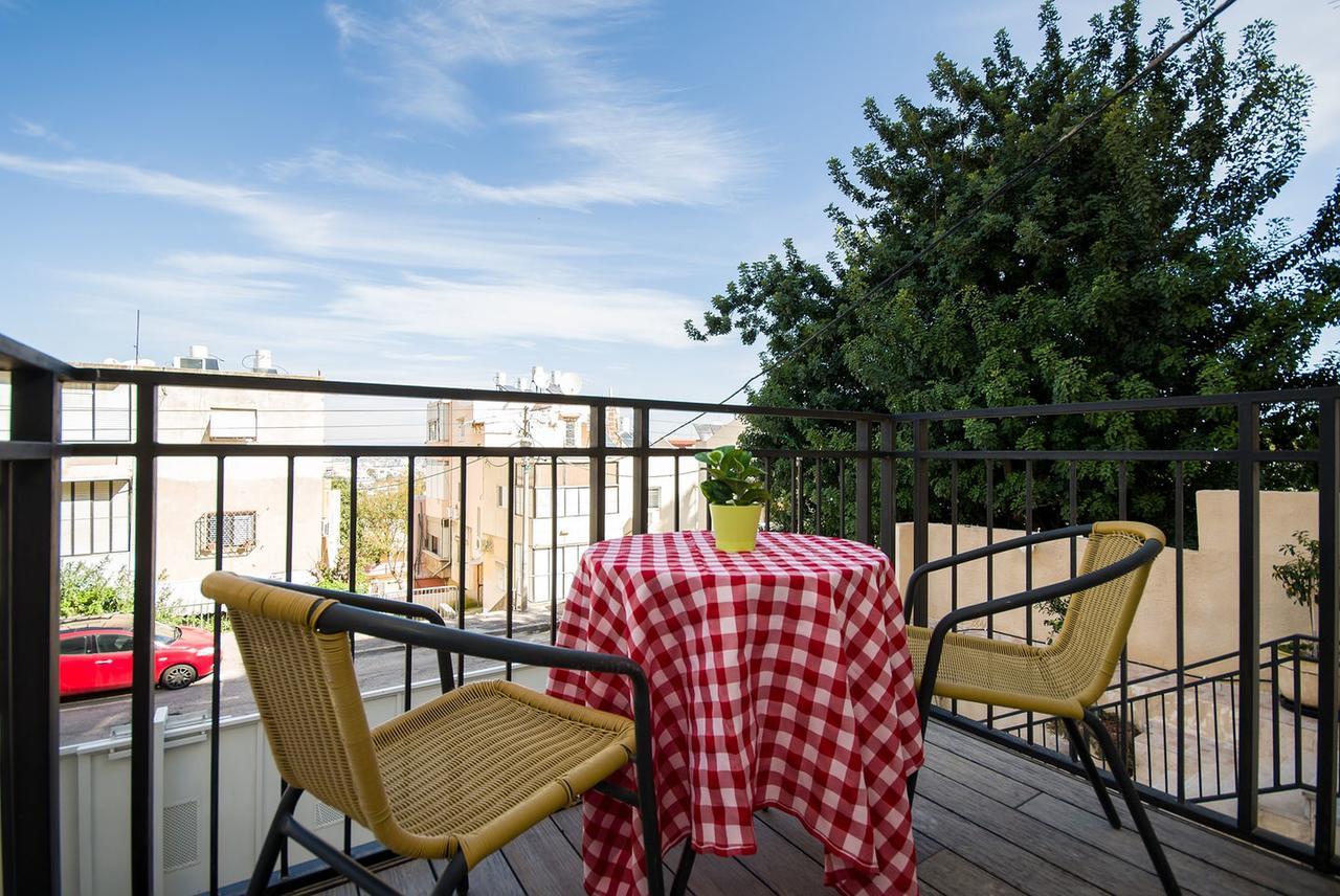 Casa De Aharon Apartments Хайфа Екстер'єр фото