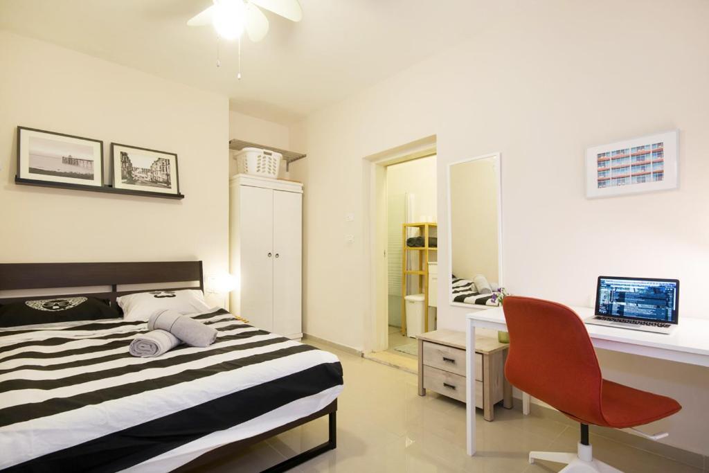 Casa De Aharon Apartments Хайфа Екстер'єр фото
