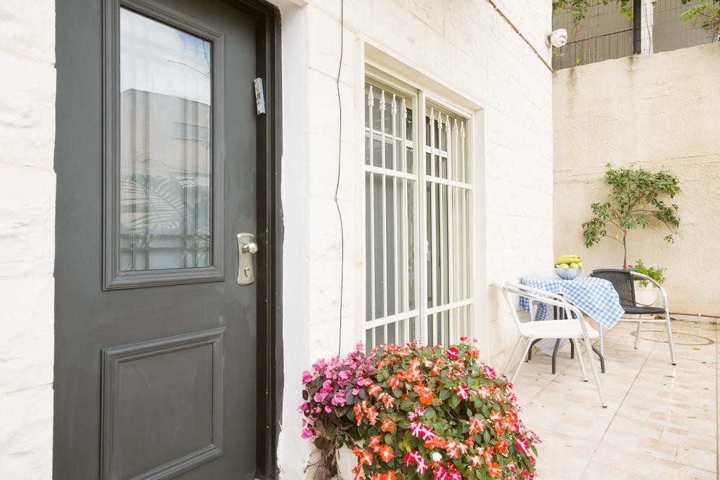 Casa De Aharon Apartments Хайфа Екстер'єр фото