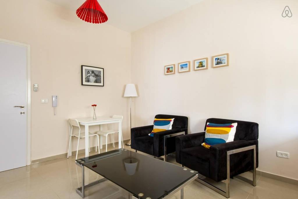 Casa De Aharon Apartments Хайфа Екстер'єр фото